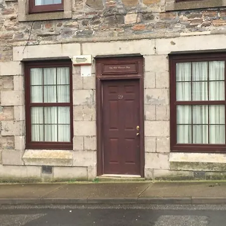The Old Chemist Apartment Cullen Exterior photo
